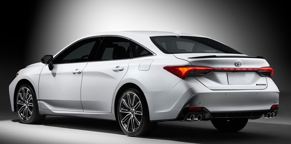 Toyota Avalon 2018 ใหม่ ปรับดีไซน์เฉียบหรูพร้อมลุยตลาดมะกัน