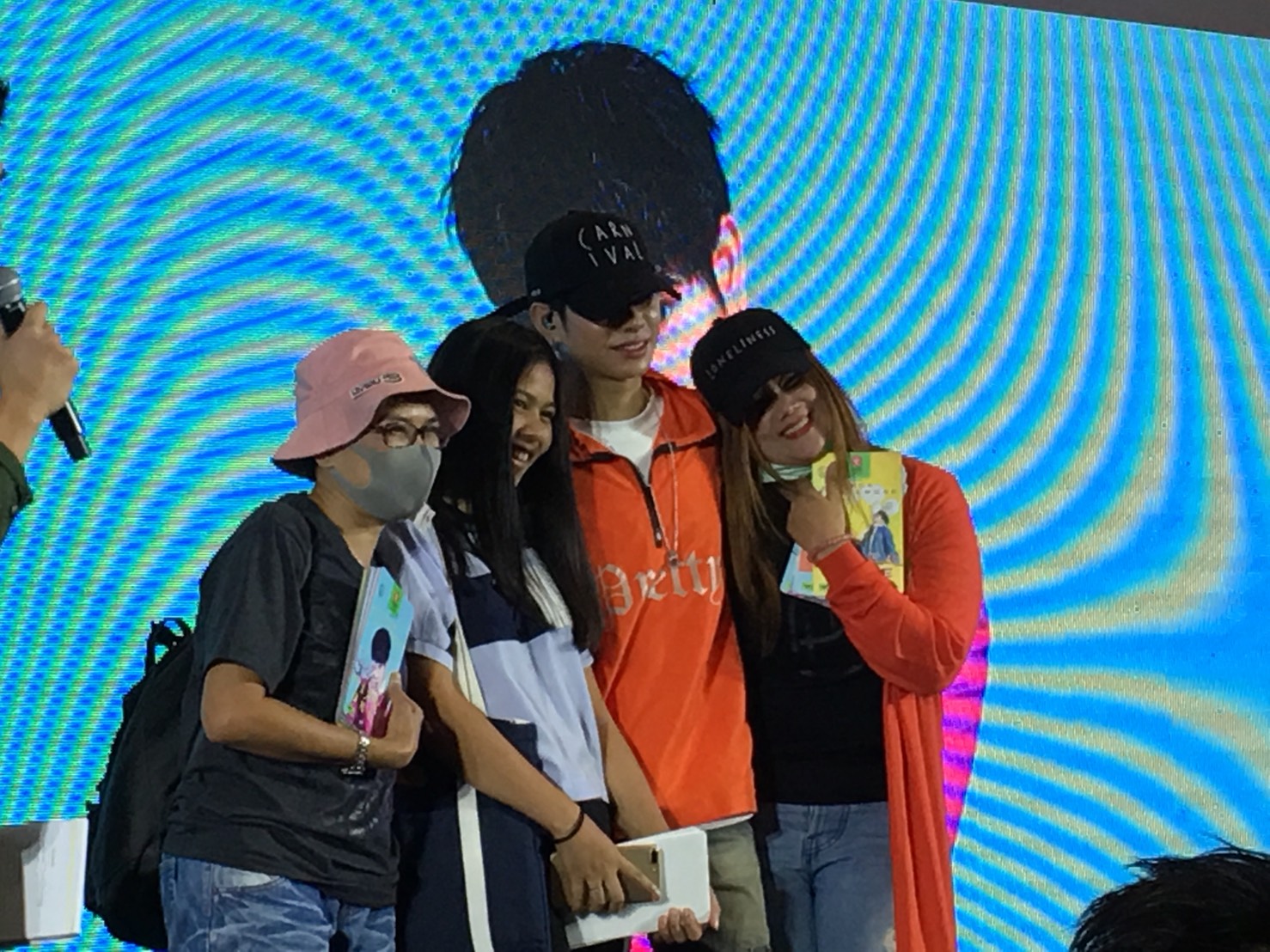 เป็ก ผลิตโชค แฟนมีตคอนเสิร์ต ครั้งแรก OISHI Green Tea Presents