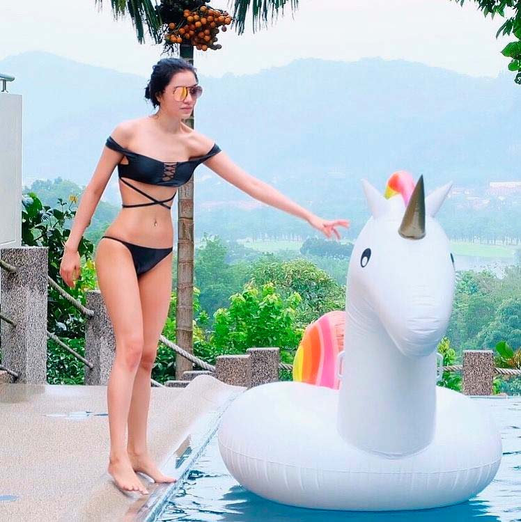 "ซูริ ซูซานน่า" สาวใช้สุดแซ่บใน "บุพเพสันนิวาส"