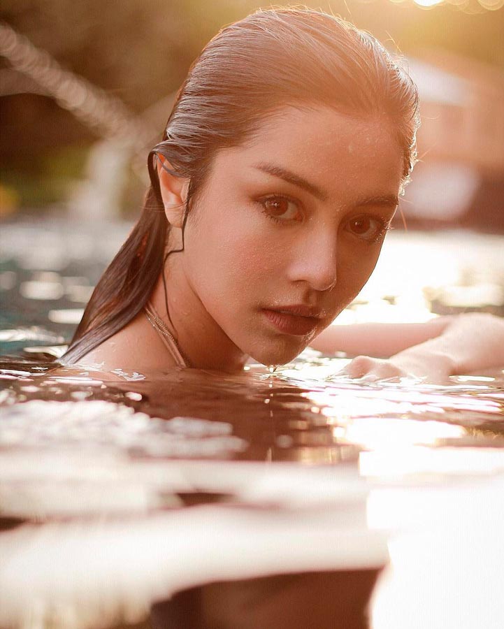 "ซูริ ซูซานน่า" สาวใช้สุดแซ่บใน "บุพเพสันนิวาส"
