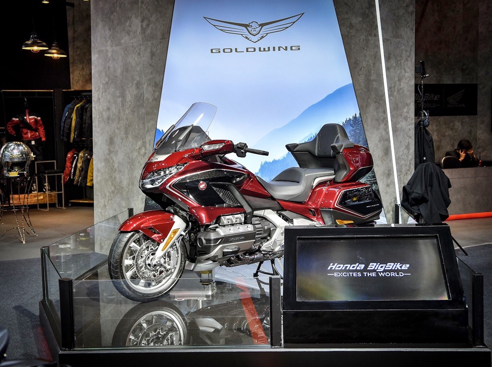 Honda CB1000R 2018 รุ่นล่าสุดที่งานมอเตอร์โชว์
