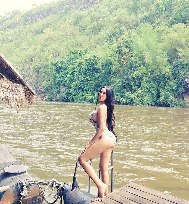"เปิ้ล ไอริณ" ขยันปล่อยทีเด็ดอวดความอึ๋ม