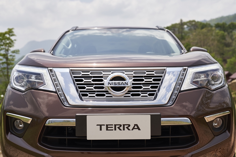 Nissan Terra 2018 ใหม่