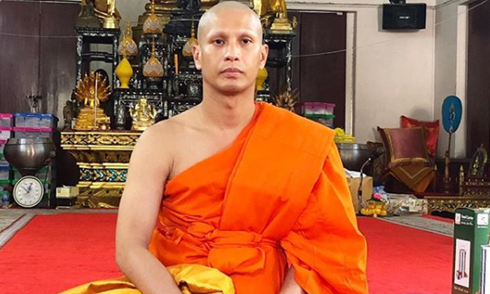โอ อนุชิต" เข้าพิธีอุปสมบทแล้ว เพื่อนและแฟนคลับร่วมอนุโมทนาบุญ