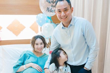 “เบนซ์ พริกไทย” ยิ้มแก้มปริ คลอดลูกชาย การันตีเสียงร้องไม่ทิ้งเชื้อแม่