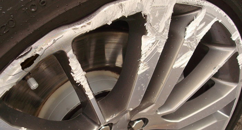 เปลี่ยนใหม่หรือซ่อม? หากล้อแม็กเสียหาย