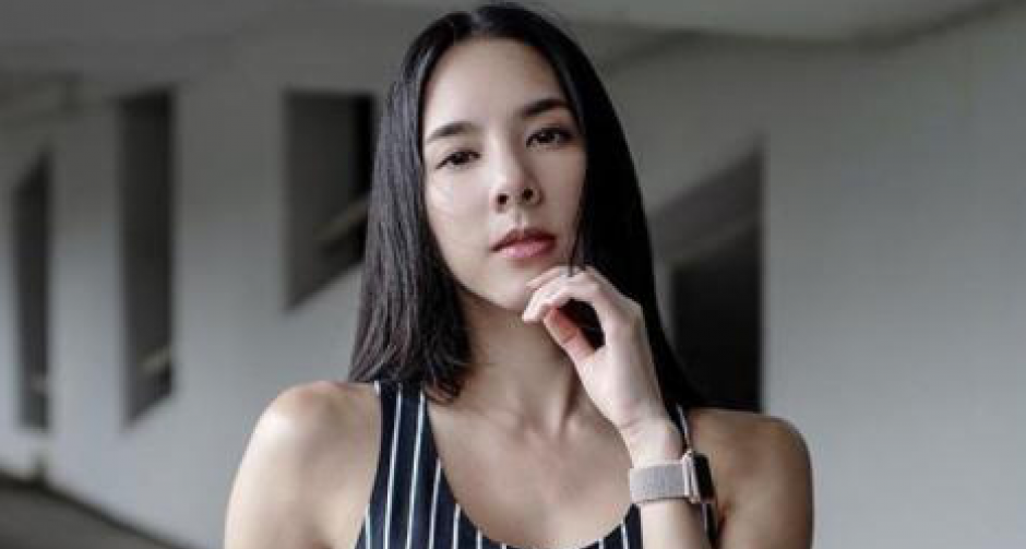 เบเบ้ ธันย์ชนก สุดเซ็กซี่อวดหน้าท้องแบนราบนวลเนียน