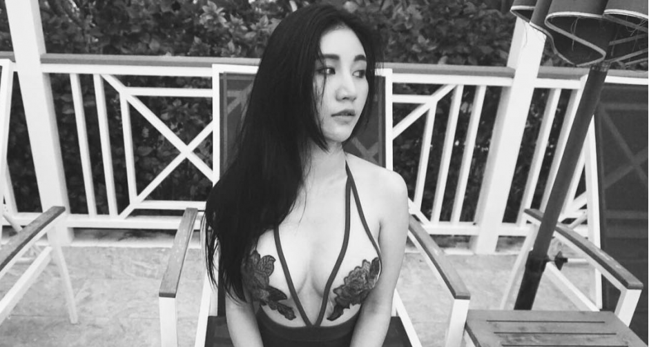 “ต้องตา” น้องสาว “โตโน่” กับนานาชุดว่ายน้ำรับซัมเมอร์