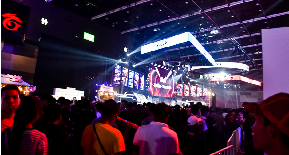 เก็บตกบรรยากาศงาน Garena World 2018 