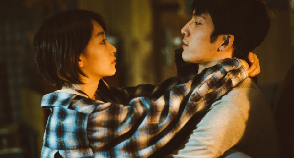 Netflix ประกาศฉายภาพยนตร์เรื่อง Us &amp; Them ผลงานการกำกับเรื่องแรกของเรเน่ หลิว