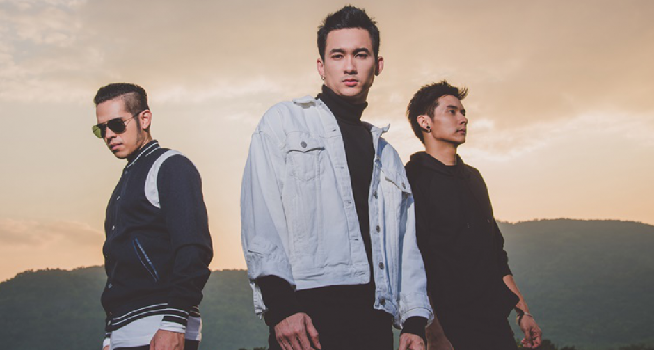 S.D.F หยิบชีวิตรักวัยรุ่นสุดเจ็บปวด มาถ่ายทอดในเอ็มวีล้านวิว "กลับมาได้ไหม"