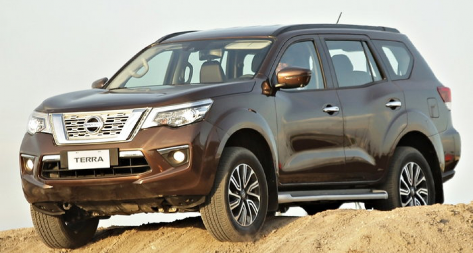 Nissan Terra 2018 ใหม่ 