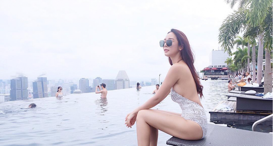 พลอย ฉัตรญาดา วงศ์นากลาง