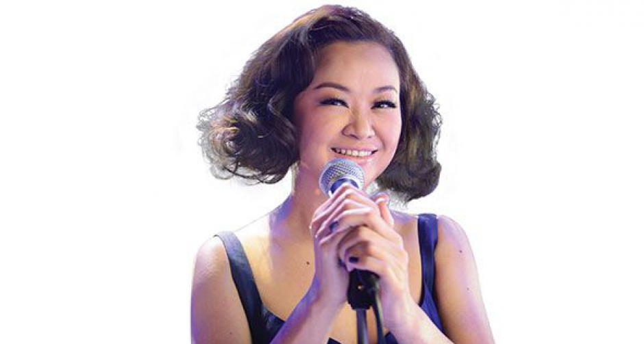 "เจนนิเฟอร์ คิ้ม" พร้อมส่งพลังความสุขผ่านเสียงเพลง บนคอนเสิร์ต "GSB WOW CONCERT"