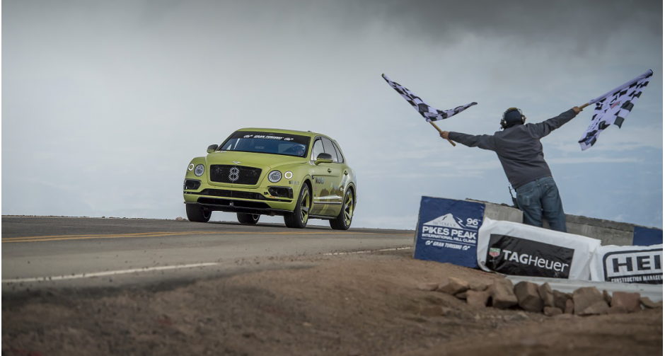 BENTAYGA สุดยอดยนตกรรม SUV ผู้จารึกสถิตกิารแข่งขัน PIKES PEAK