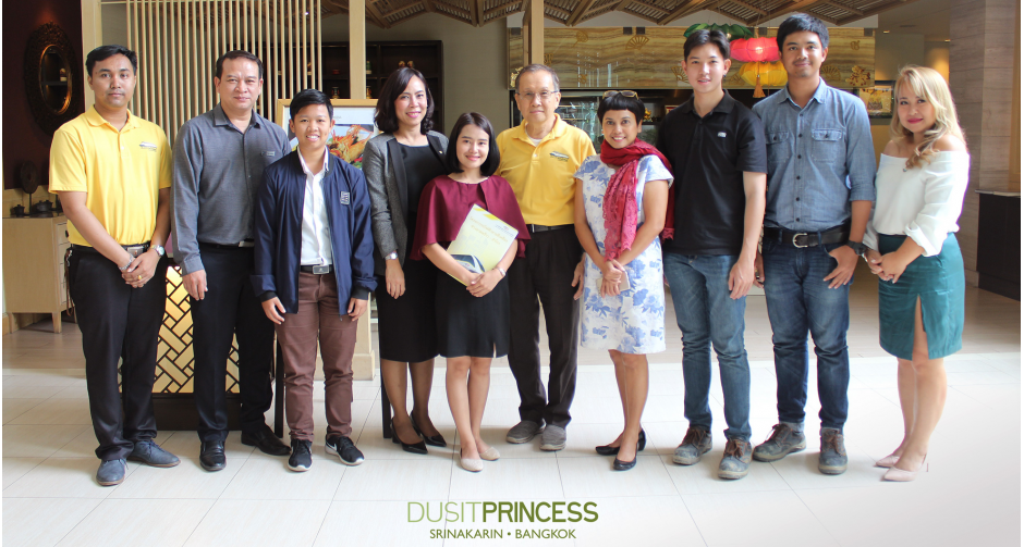 ทีมบริหารโรงแรมดุสิตปริ๊นเซส ศรีนครินทร์ และคณะประชุมความคืบหน้าโครงการรถไฟฟ้าสายสีเหลือง