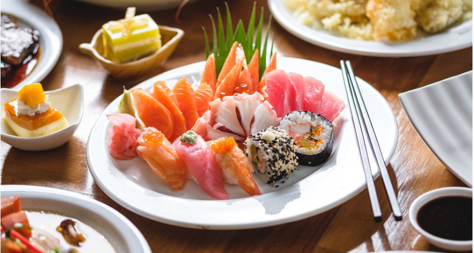 ฟินกับส่วนลด 1,000 บาท เมื่อช้อปออนไลน์ หรือ ใช้จ่ายครบ 4,000 บาทที่ห้องอาหารฟีสท์