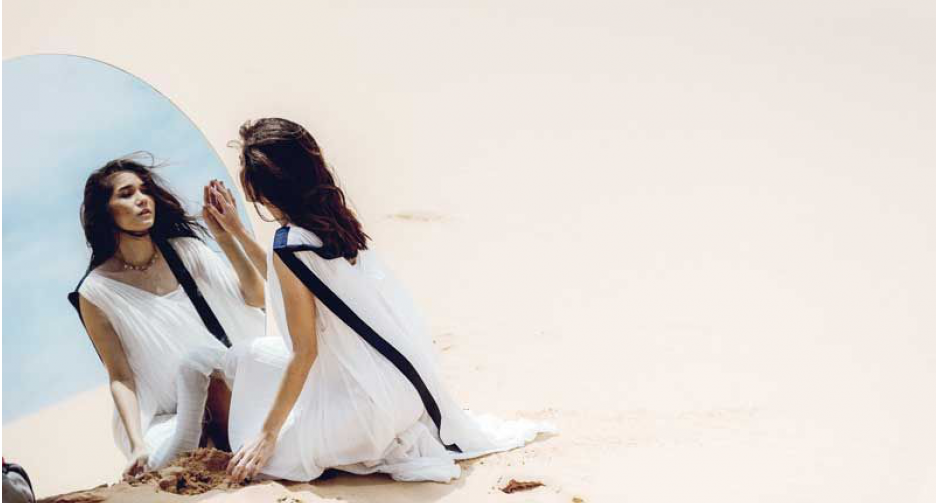 "เกทสึโนวา วิโอเลต" บุกทะเลทรายมุยเน่ ถ่าย MV