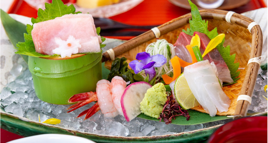 ห้องอาหารยามาซาโตะ ปิดท้ายปลายฤดูใบไม้ร่วงที่ประเทศญี่ปุ่นด้วยอาหารชุดพิเศษ