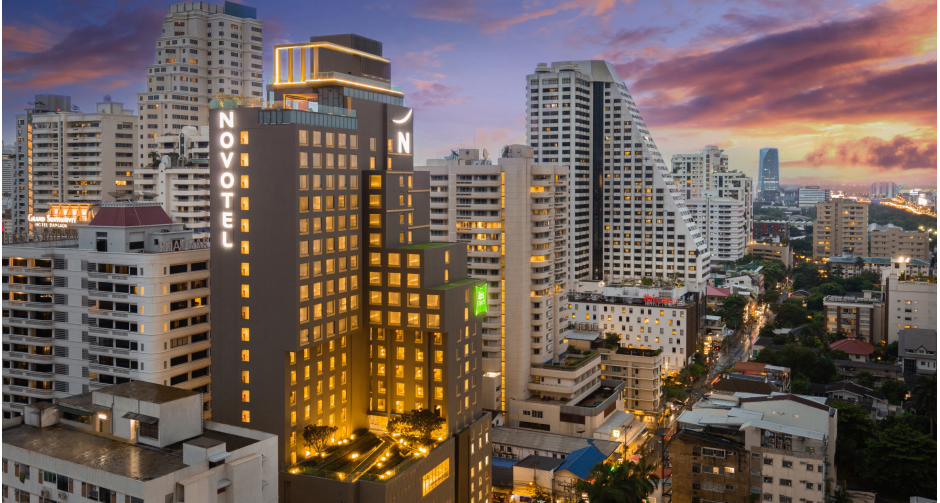แอคคอร์ (AccorHotels)  เปิดโรงแรมโนโวเทล และโรงแรมไอบิส สไตล์ คอนเซ็ปต์ 2 แบรนด์ ในตึกเดียวกันใจกลางเมือง ย่านสุขุมวิท เปิดให้บริการอย่างเป็นทางการในวันที่ 1 ตุลาคม นี้