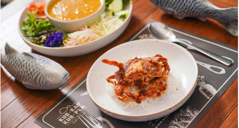 อร่อยสุดฉุดไม่อยู่กับ 10  สุดยอดเมนูเส้นร้านดังใจกลางย่านราชประสงค์