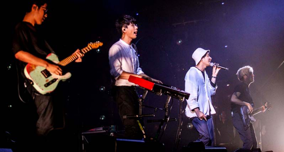 สวยงามและอบอุ่น ไปกับคอนเสิร์ต 20 ปี P.O.P