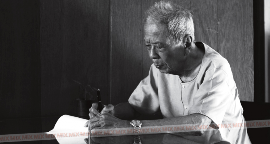 ย้อนบทสัมภาษณ์ "อาจินต์ ปัญจพรรค์" บรมครูแห่งวงการน้ำหมึกไทย