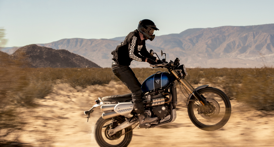 “ไทรอัมพ์ มอเตอร์ไซเคิลส์” เปิดตัว “สแครมเบลอร์ 1200 เอ็กซ์ซี และเอ็กซ์อี” รถมอเตอร์ไซค์ของสายลุยตัวจริง