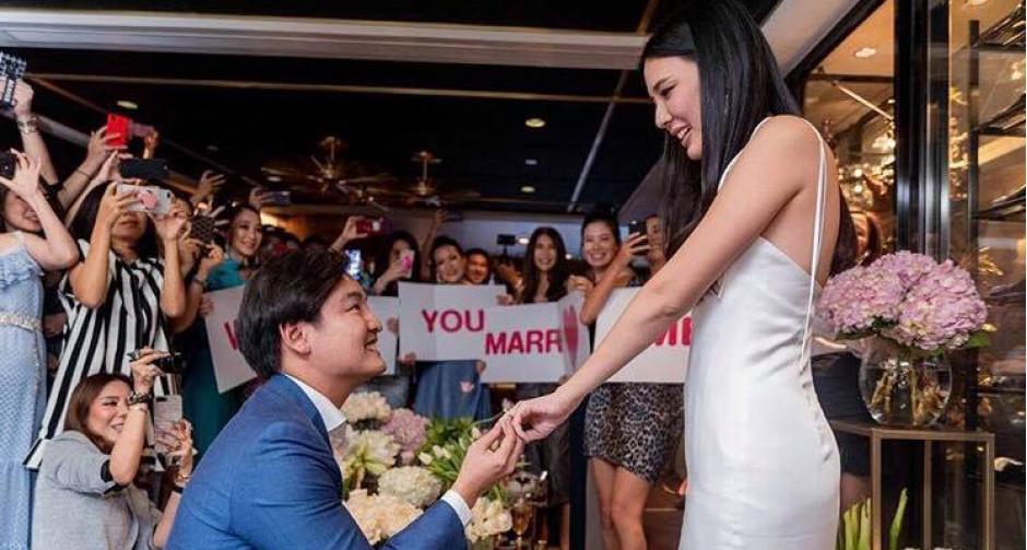 ครบรอบ 8 ปี และ ขอแต่งงานไปเลย ฮือออซึ้ง