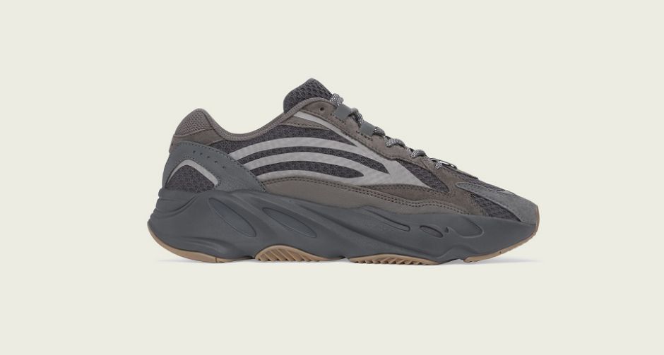 สะท้อนความร้อนแรงรับ Summer 2019 ด้วย YEEZY BOOST 700 V2 GEODE