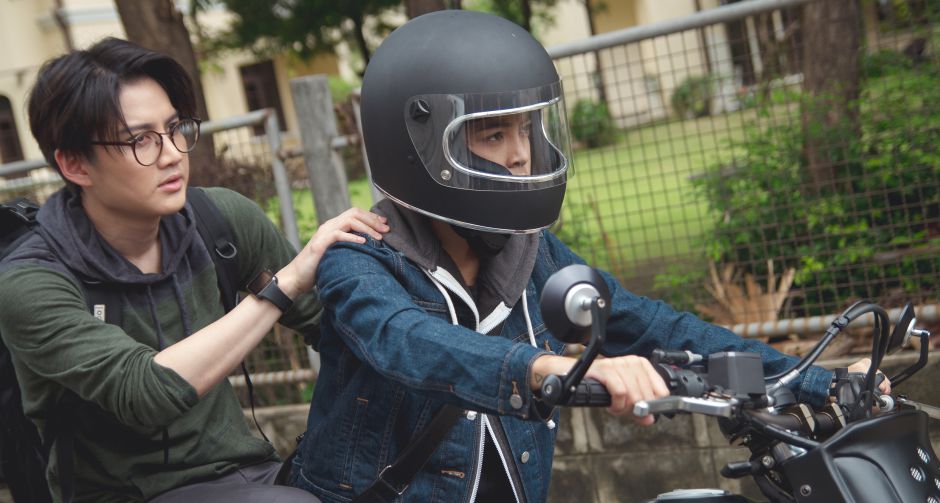 เปิดเรื่องย่อ "รสรินล่าแวมไพร์" นำแสดงโดย สายป่าน-อภิญญา และ กอล์ฟ-พิชญะ