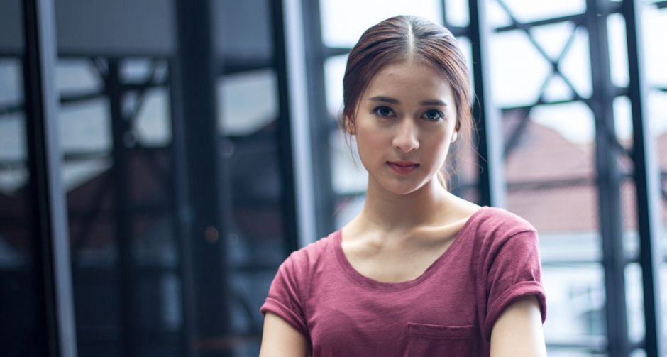 "ถุงแป้ง" สองบทบาทที่แตกต่าง    "นเรศวรฯ เดอะซีรีส์-รสรินล่าแวมไพร์" ปรับลุคโตกว่าวัย