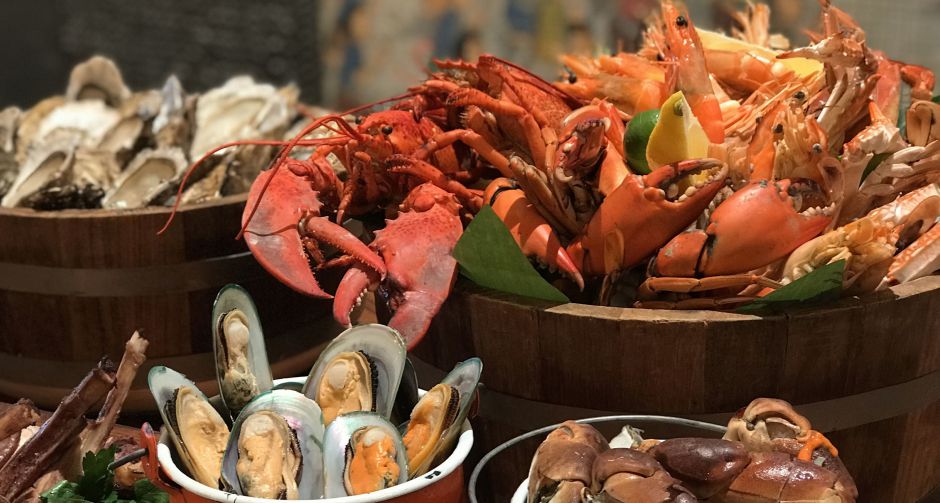 เซิร์ฟ แอนด์ เทิร์ฟ ซันเดย์ บรันช์ แอท สุรวงศ์ ณ พระยา คิทเช่น