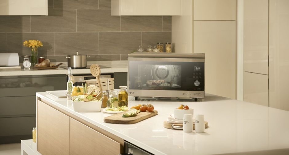 ไมโครเวฟแอลจี NeoChef ตัวช่วยในการทำอาหารเพื่อสุขภาพ  ครบทั้งอุ่น ย่าง และทอดแบบไร้น้ำมัน ในเครื่องเดียว