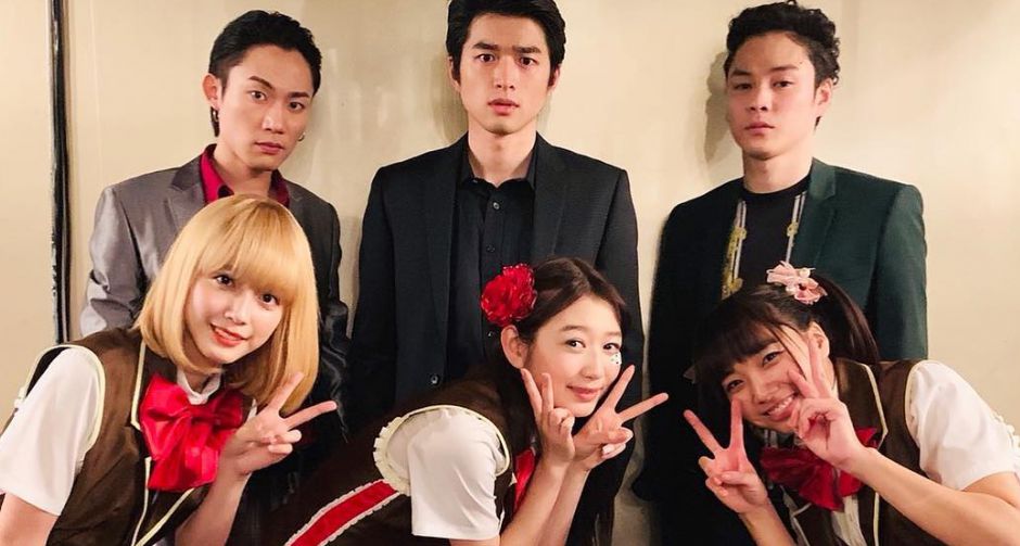 จากยากูซ่าสู่ไอดอล เทียบกันชัด ๆ BACK STREET GIRLS ไอดอลสุดซ่า ป๊ะป๋าสั่งลุย เวอร์ชั่น ไลฟ์แอคชั่น VS อนิเมะ