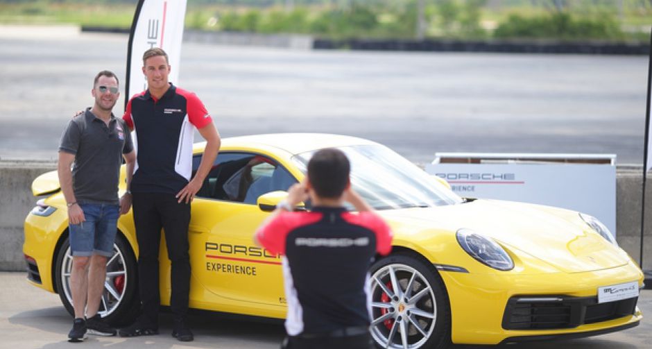 เอเอเอสฯ จัดงาน Porsche Driving Experience เปิดประสบการณ์การขับขี่สุดหรู
