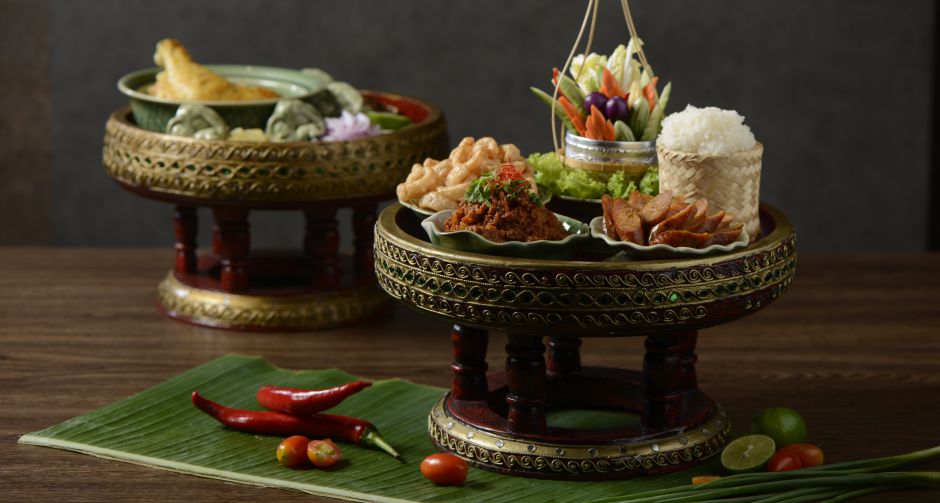 ต้นตำหรับอาหารเหนือลำแต้ๆ ณ ห้องอาหารธาราทอง โรงแรมรอยัล ออคิด เชอราตัน