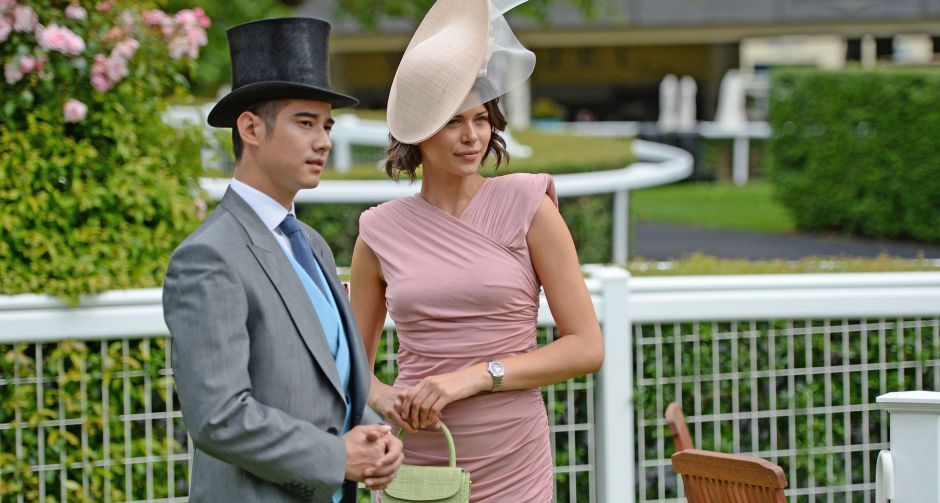 มาริโอ้ เมาเร่อ เกาะติดขอบสนามชมการแข่งม้า รอยัล แอสคอต