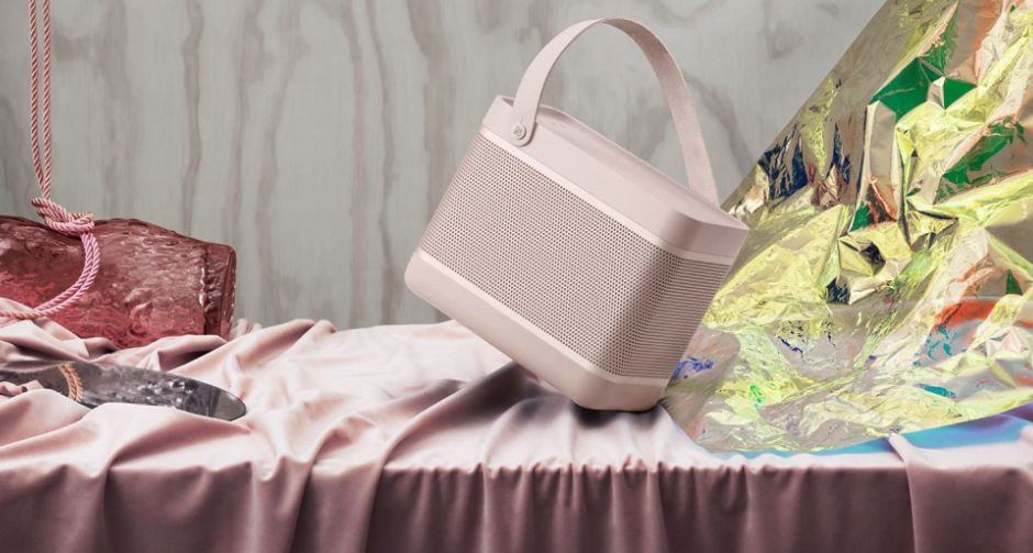 แบงค์ แอนด์ โอลาฟเซ่น  เปิดตัวคอลเลกชั่นสีชมพูในกลุ่มผลิตภัณฑ์ยอดนิยม