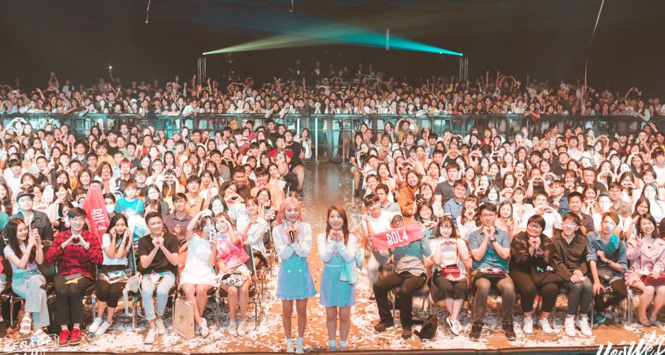 ต้องมนต์ไปกับ 2 สาว "BOL4" ที่เนรมิตคอนเสิร์ตครั้งแรกในเมืองไทย ให้อบอวลไปด้วยความประทับใจกว่า 2 ชั่วโมง