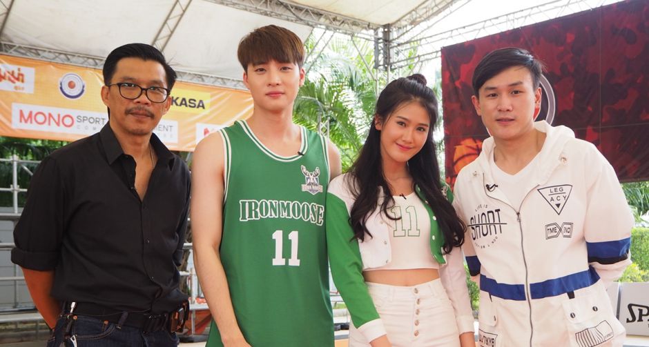 เอ็นเตอร์เทนเมนท์นาว-MONO29 เกาะติดขอบสนาม  พระนางสุดจิ้น มีน-นีน่า จาก Touchdown Kiss