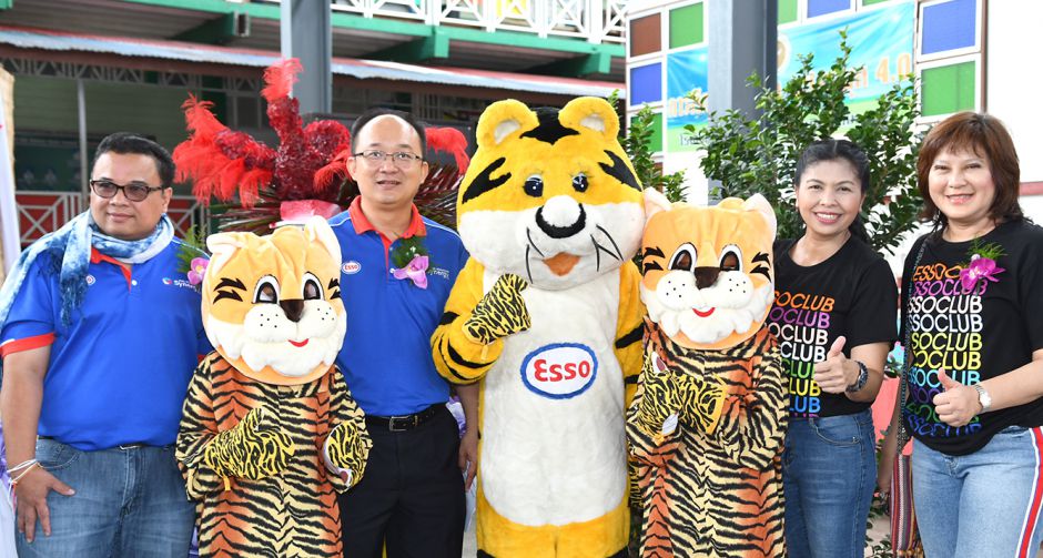 เอสโซ่สนับสนุนโครงการพัฒนาโรงเรือนปลูกผักโรงเรียนบ้านสว้า จังหวัดน่าน