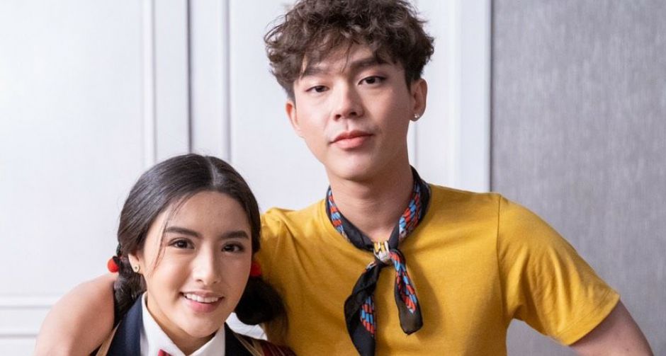 เบส ณัฐสิทธิ์ นำทีมเซอร์ไพรส์วันเกิด เบล สวรรยา กลางกองถ่าย 