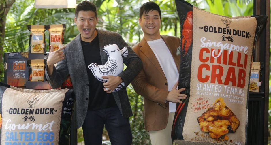 สองพ่อค้าแซ่บเปิดตัว "เดอะ โกลด์เด้น ดั๊ก" ขนมต้นตำรับความอร่อยจากสิงคโปร์ พร้อมชวนพี่น้องชาวไทยติด #กับDuckความอร่อย