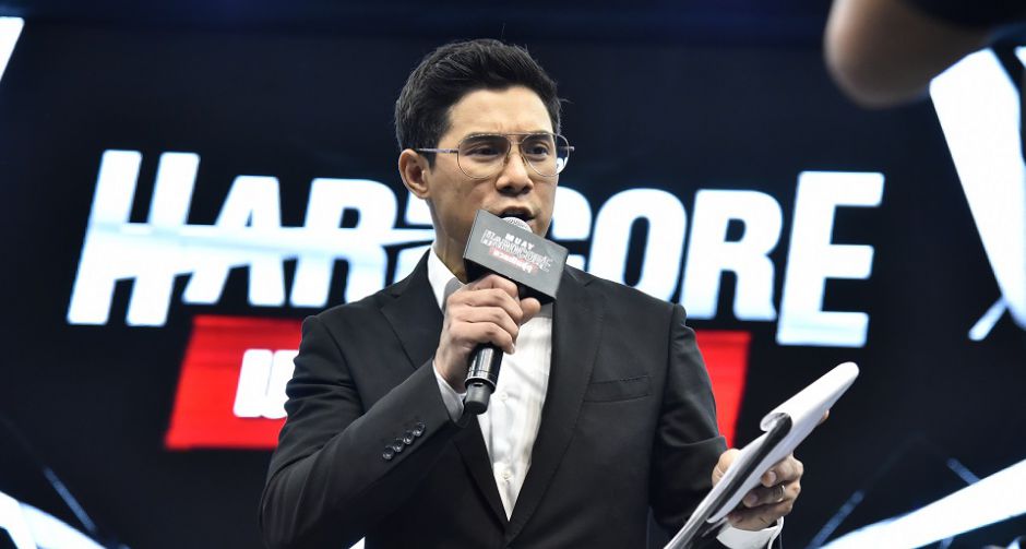 กาย รัชชานนท์ สุดเกร็ง พิธีกร มวยฮาร์ดคอร์ ช่อง 8 ครั้งแรกในชีวิต ครอบครัวสนับสนุนเต็มที่