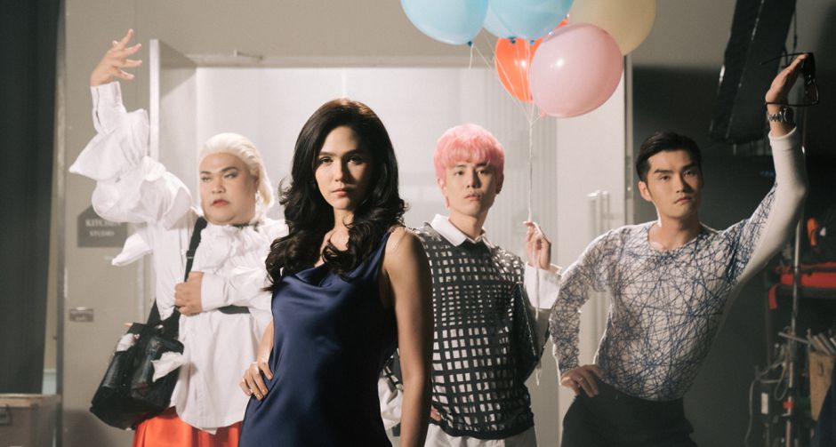  ตุ๊ดซี่ส์ & เดอะเฟค พร้อมเสิร์ฟความฮาครบทีม รวมแก๊งตุ๊ดซี่ส์ และดาราตัวแม่ ชมพู่-อารยา !!