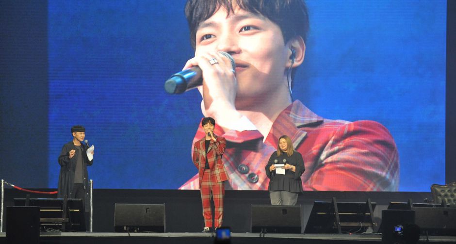 แฟนมีตติ้งหนุ่ม ยอจินกู ใน 2019 YEOJINGOO Fan Meeting MOON LIGHT In  Bangkok