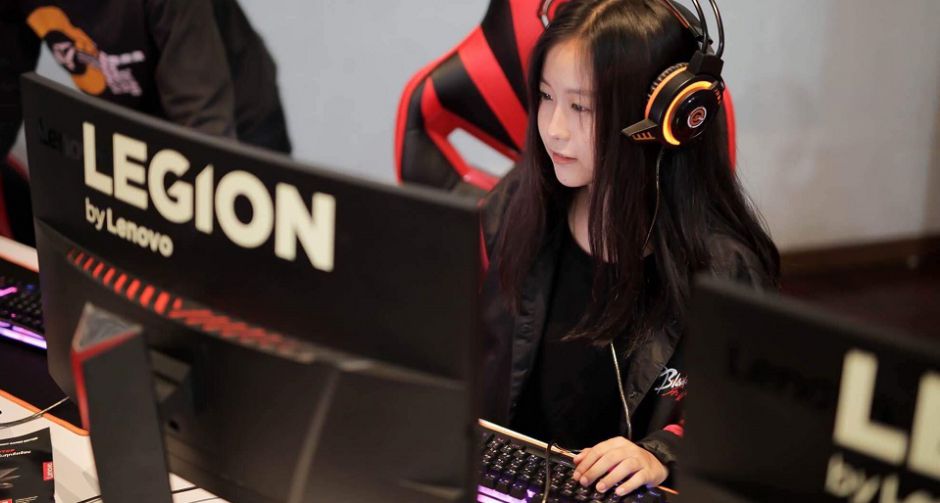 "ซูมส์" สาวน้อยน่ารัก สตรีมเมอร์จากช่อง Zoommo สังกัด Hashtag Esports