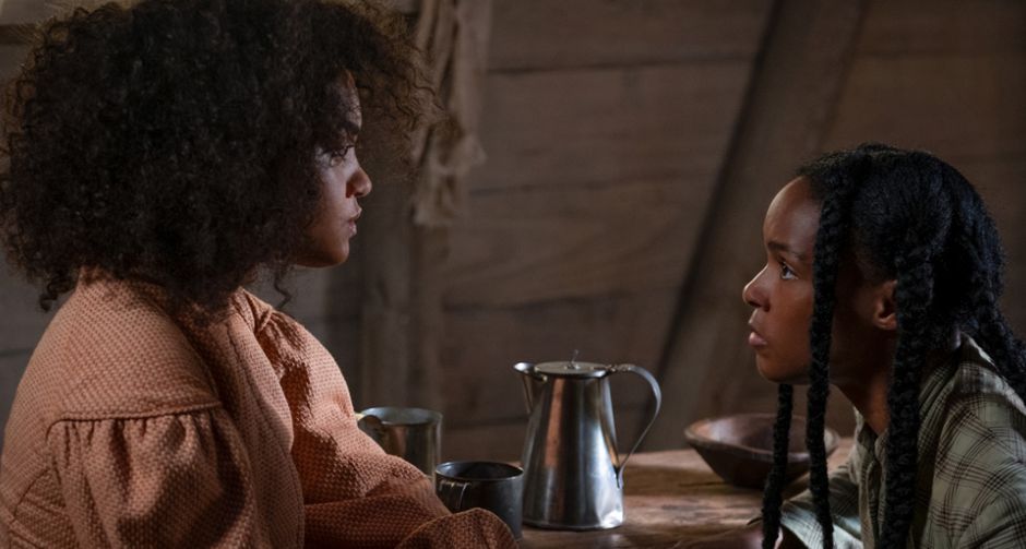 ถ้าคุณเคยโดน GET OUT และ US ปั่นหัวจนเละจดชื่อนี้ไว้ ANTEBELLUM น้องใหม่จักรวาลสยอง ย้อนอดีตสะพรึงช็อคโลก