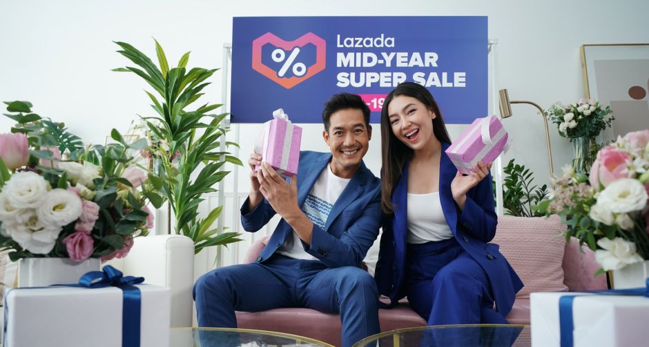 ลาซาด้า ชวน เบลล่า-เวียร์ ส่งต่อความรักด้วยการช้อป ผ่านดีลพิเศษในแคมเปญ Lazada Mid-Year Super Sale